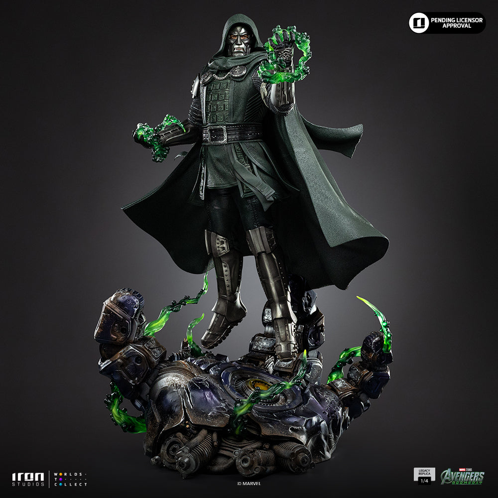 Doctor Doom Statue - Avengers: Doomsday - Legacy Replica 1/4 - Iron Studios - Pre-Order