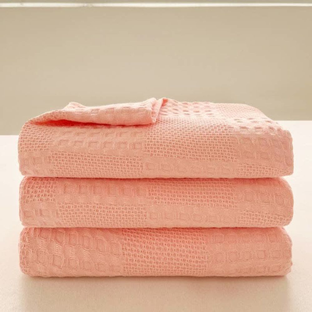 Plaid à carreaux gaufrés blush douillet pour la décoration intérieure