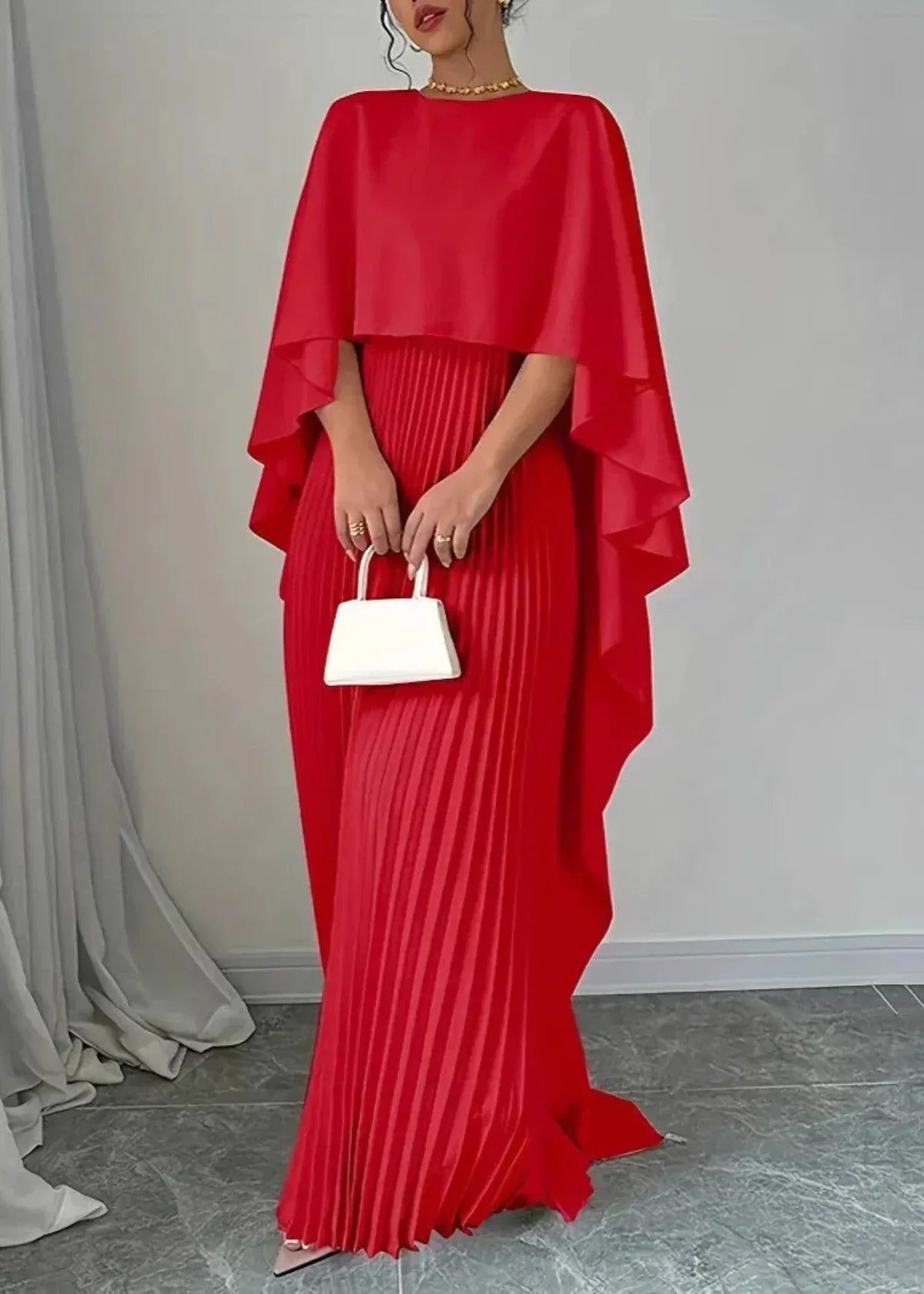 Robe maxi à cape plissée pour femmes, tenue de soirée raffinée