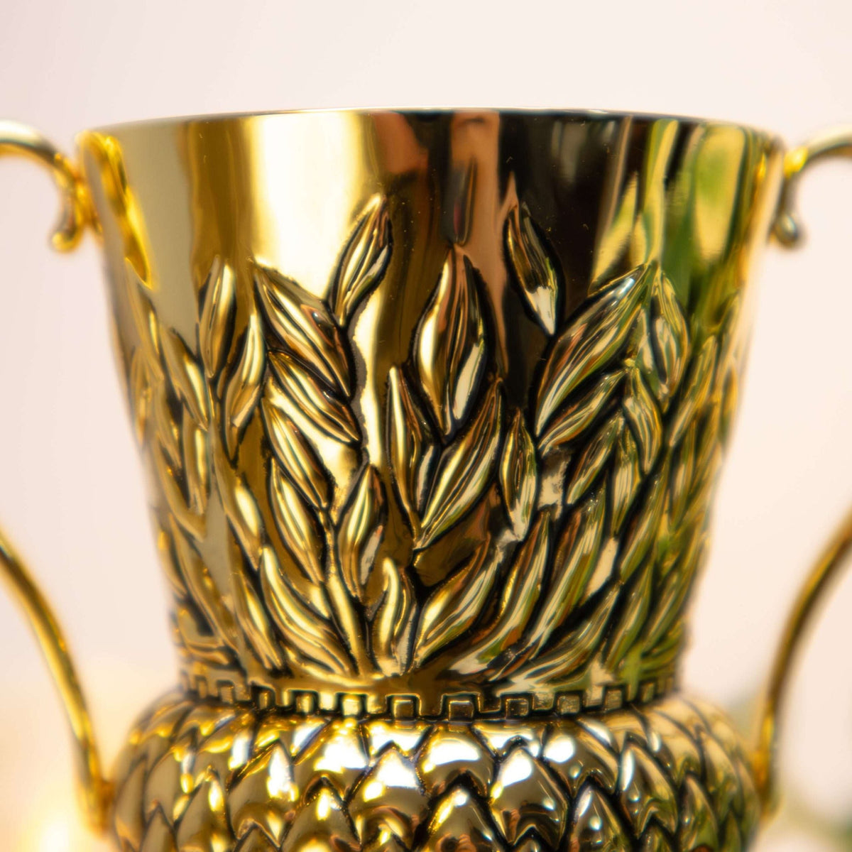 Harry Potter Helga Hufflepuff Cup Replica - 13.5 cm Display Prop