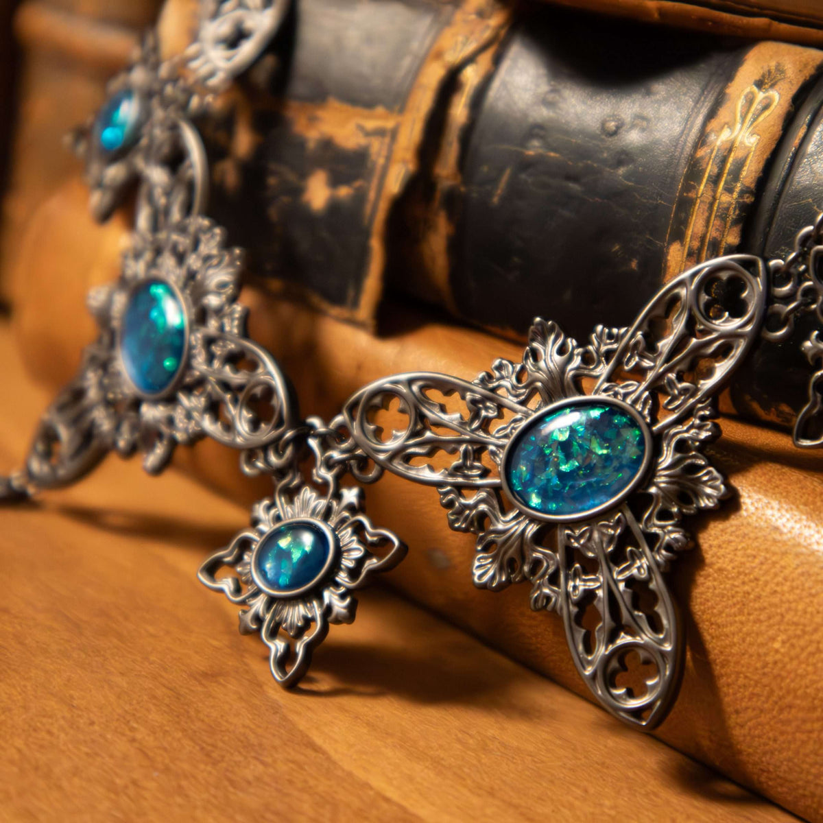 Harry Potter Cursed Opal Necklace Replica with Display Box