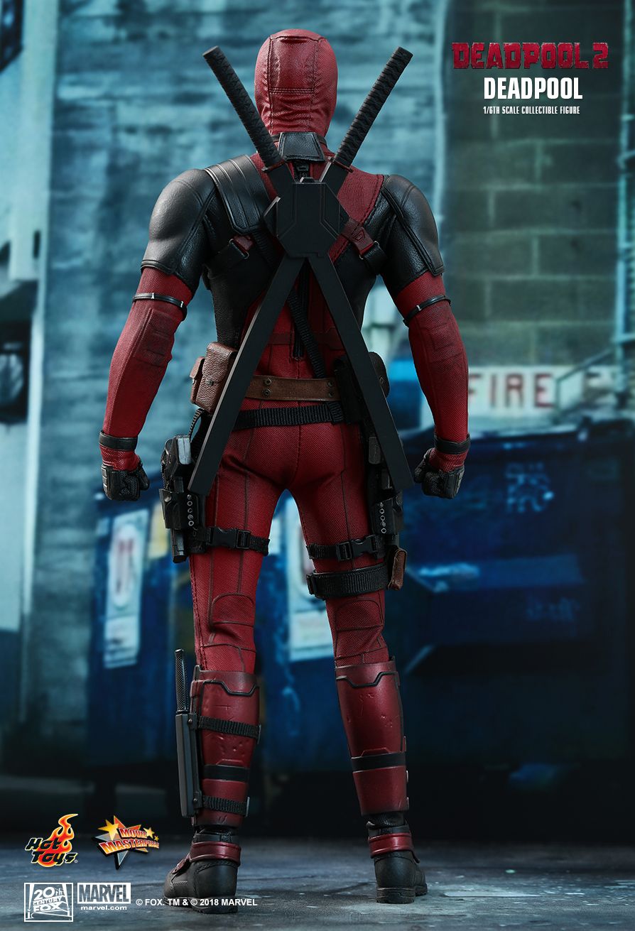 Deadpool 2 Action Figure 1/6 Scale - Hot Toys