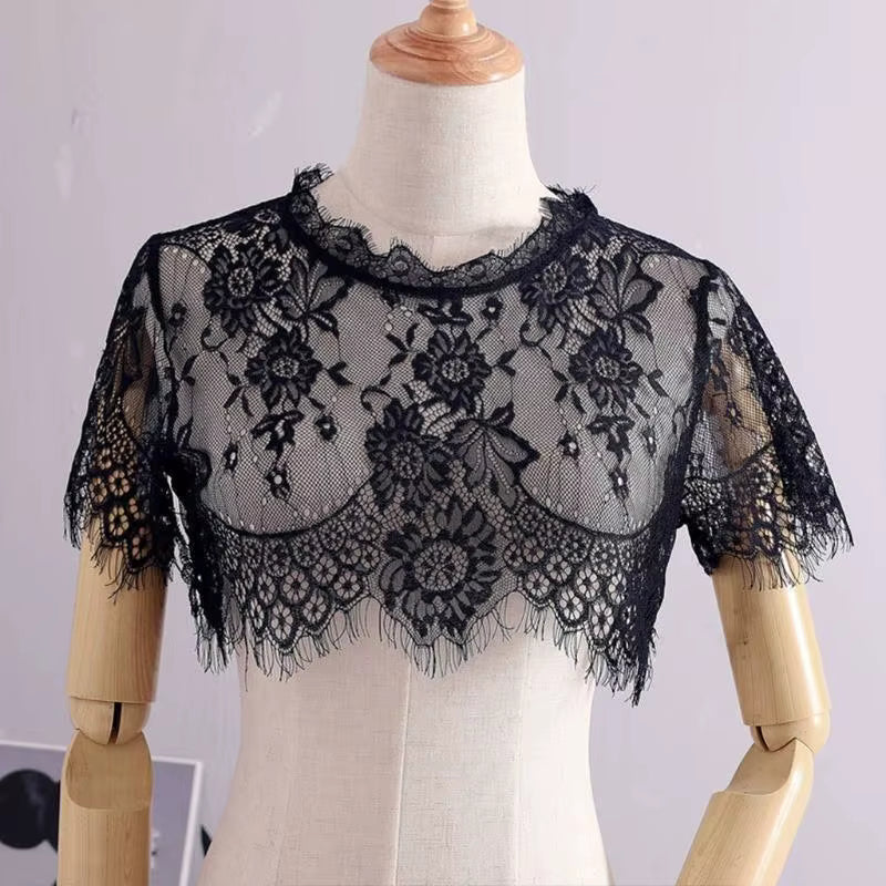 Dirndlbluse mit kurzen Ärmeln für Damen