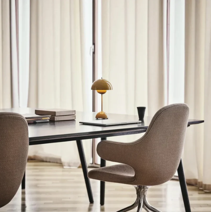 Lampe de table élégance moderne
