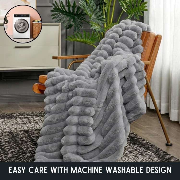 Faux-Fur Weighted Blanket – CloudStripe Soft Comfort Blanket