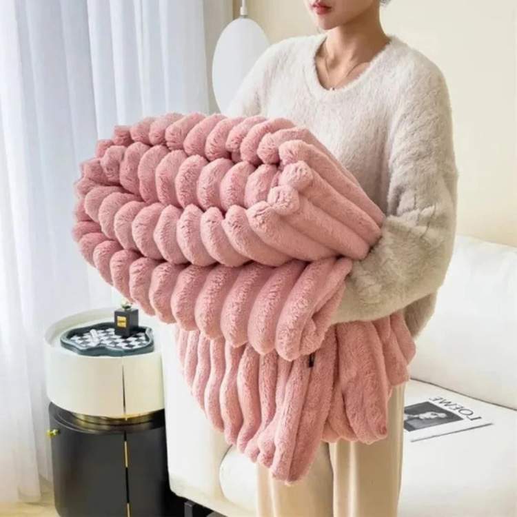 Faux-Fur Weighted Blanket – CloudStripe Soft Comfort Blanket