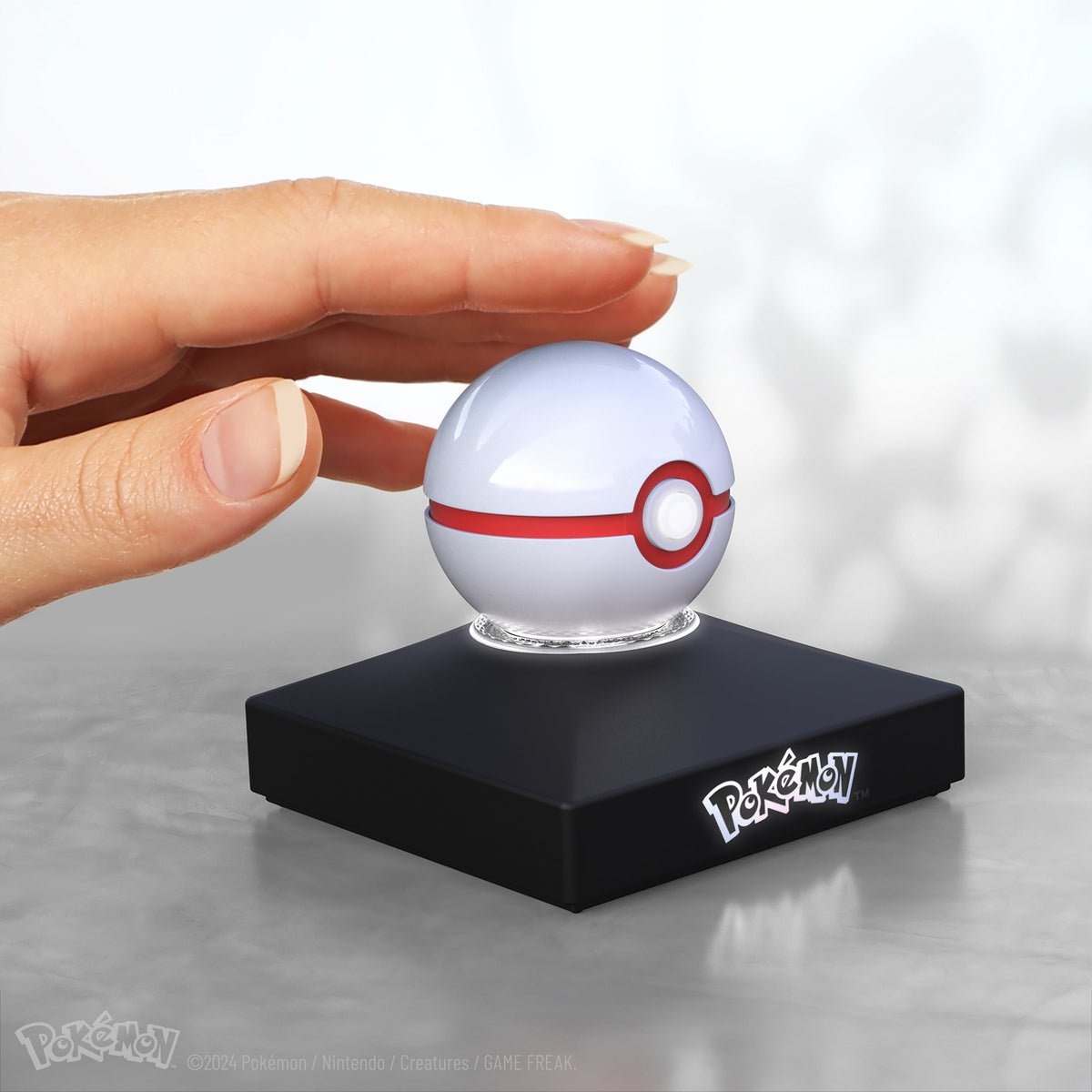 Pokémon Die-Cast Mini Premier Ball Interactive Replica
