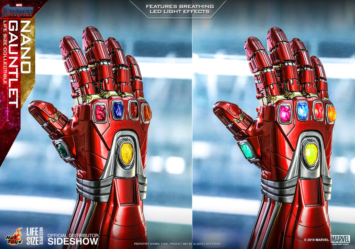 Hot Toys Nano Gauntlet Life-Size Replica - 52 cm LED Display
