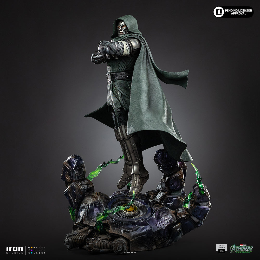 Doctor Doom Statue - Avengers: Doomsday - Legacy Replica 1/4 - Iron Studios - Pre-Order