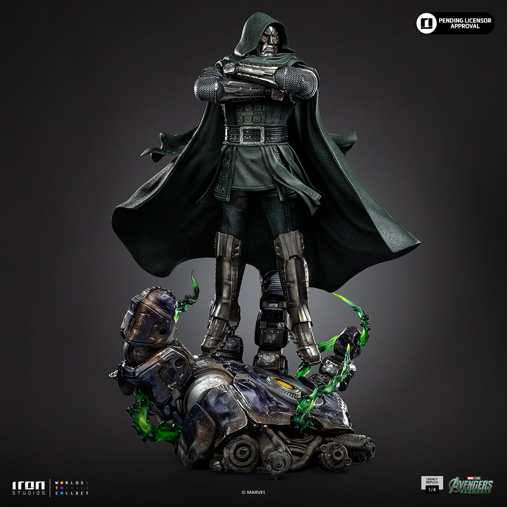 Doctor Doom Statue - Avengers: Doomsday - Legacy Replica 1/4 - Iron Studios - Pre-Order