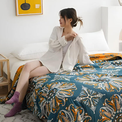 Reversible Boho Floral Quilt - Soft Lightweight Bedding Set