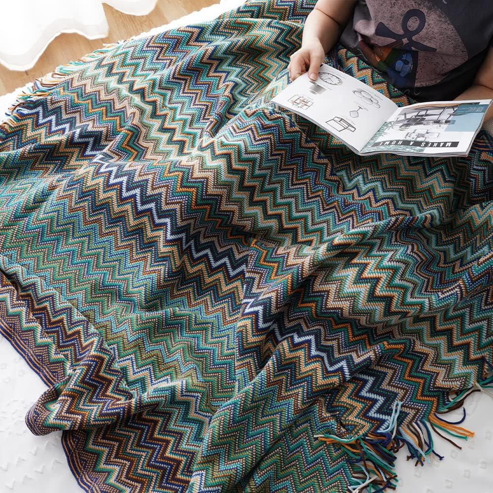 Colorful Zigzag Knit Throw Blanket with Tassels - Cozy Home Decor