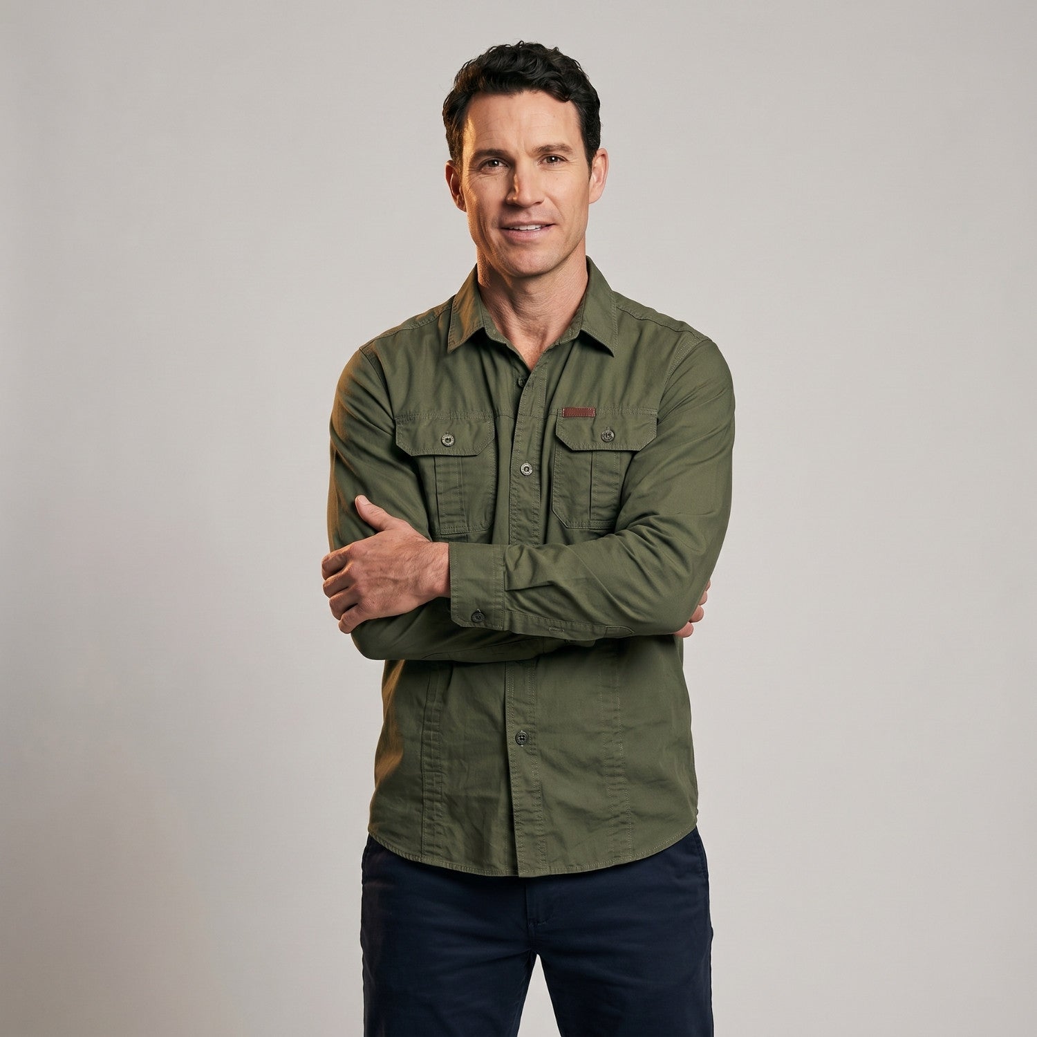 Men’s Lightweight Long-Sleeve Outdoor Shirt – Durable Cotton-Blend Top
