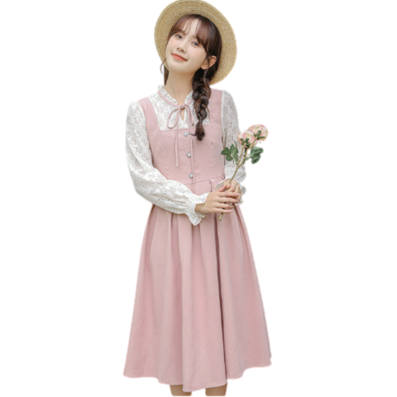 Dirndl für Damen mit Herzausschnitt
