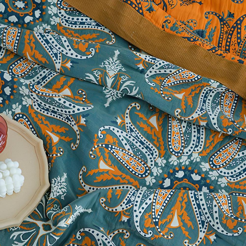 Reversible Boho Floral Quilt - Soft Lightweight Bedding Set
