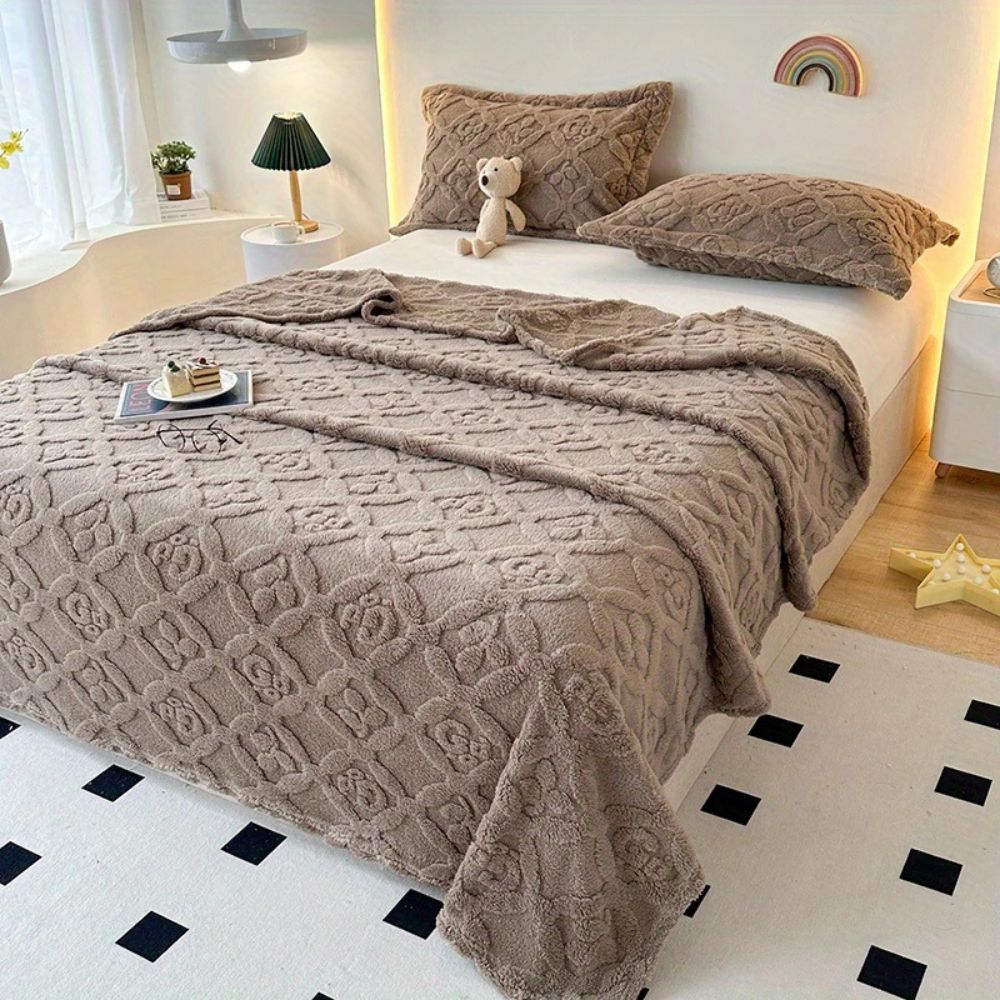 Cozy Leaf Embroidery Fleece Blanket for Winter Warmth & Comfort