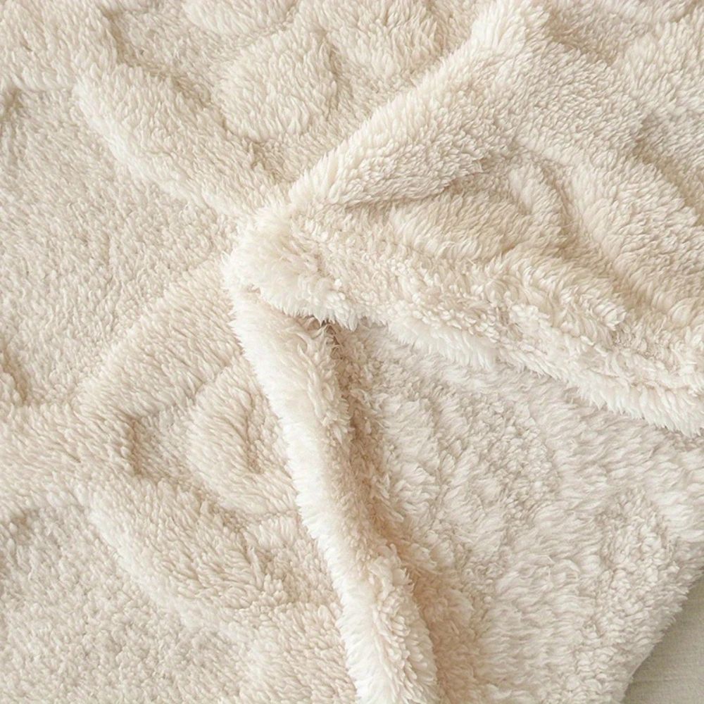 Cozy Leaf Embroidery Fleece Blanket for Winter Warmth & Comfort
