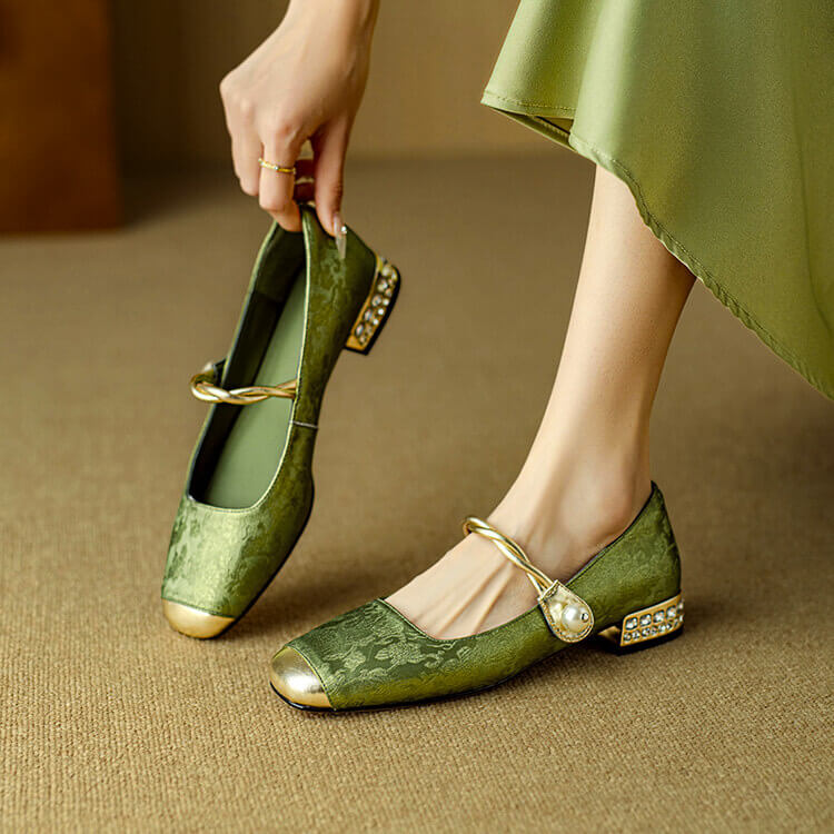 | Lianhua Women’s Embroidered Satin Flats