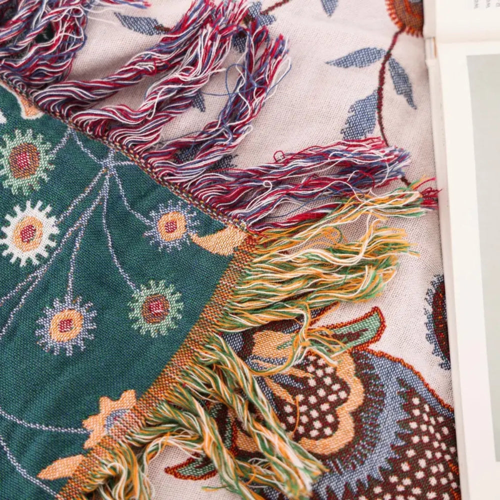 Reversible Vintage Soft Throw Blanket for Cozy Home Decor