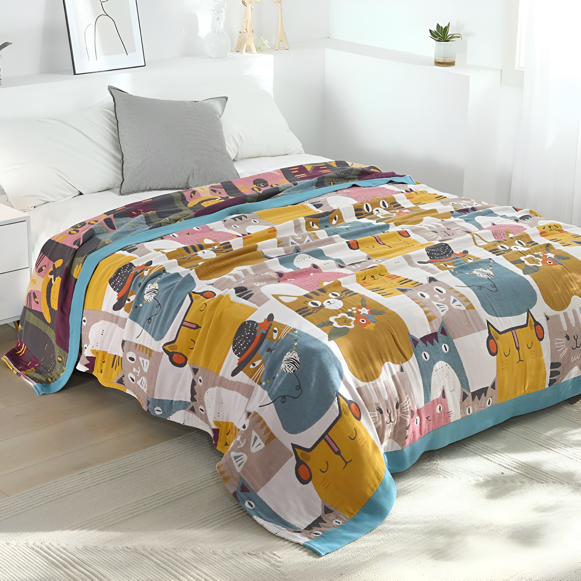 Cozy Cat Reversible Blanket - Soft Cat Print Throw for Home Decor