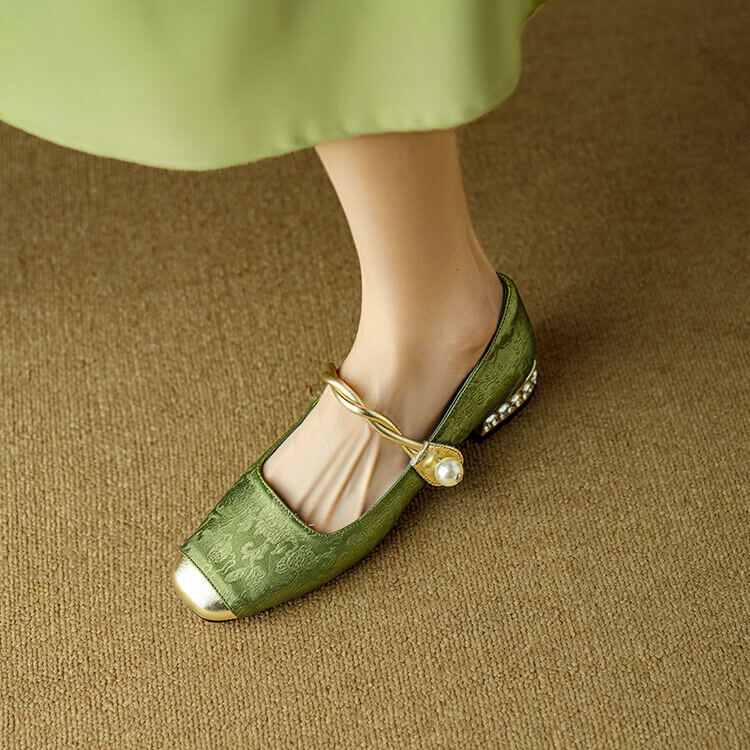 | Lianhua Women’s Embroidered Satin Flats