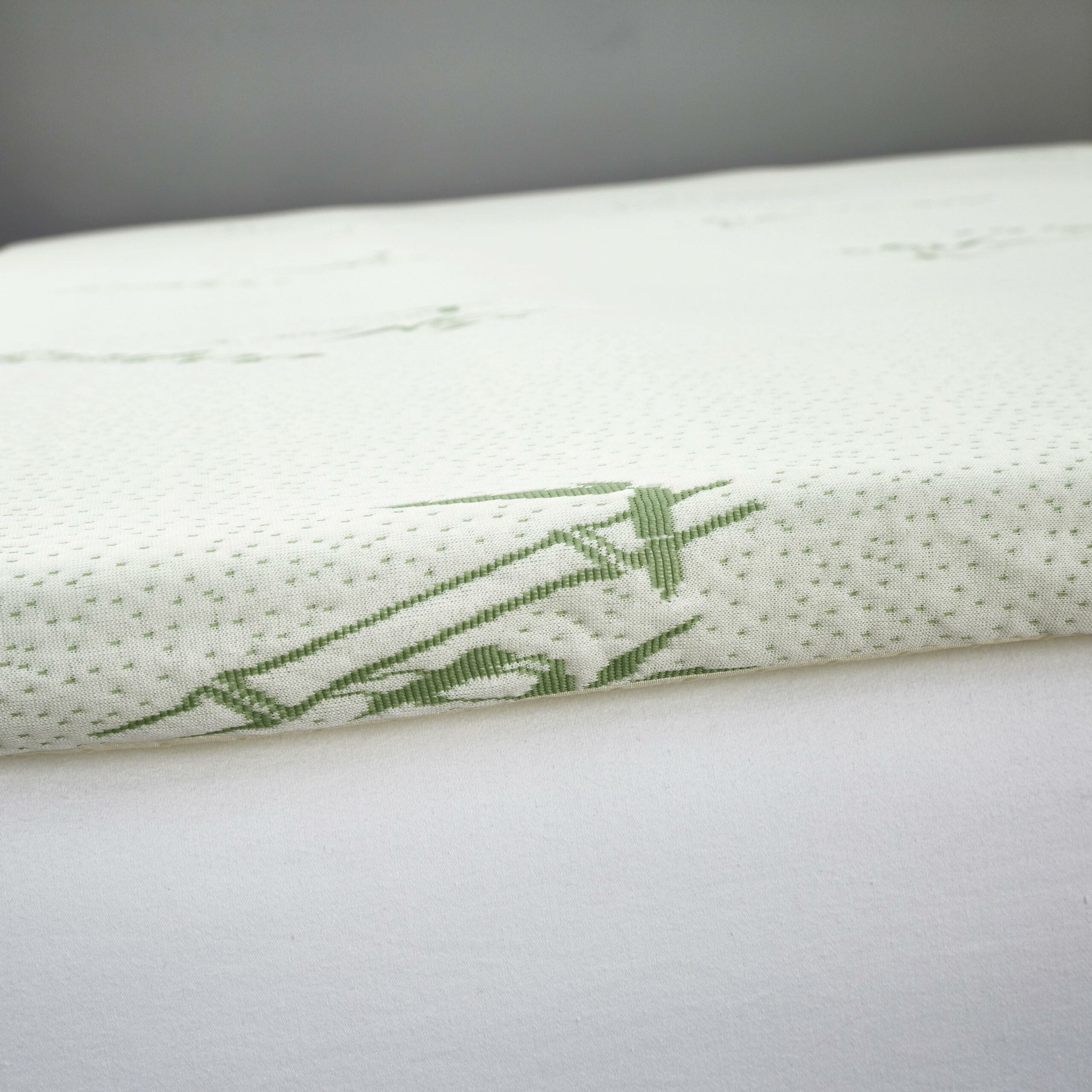 Premium Bamboo Mattress Topper for Exceptional Comfort and Support