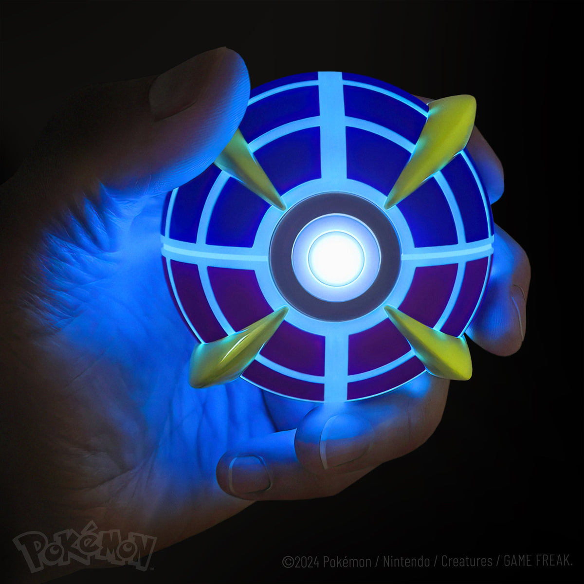 Pokémon Die-Cast Beast Ball Interactive Replica