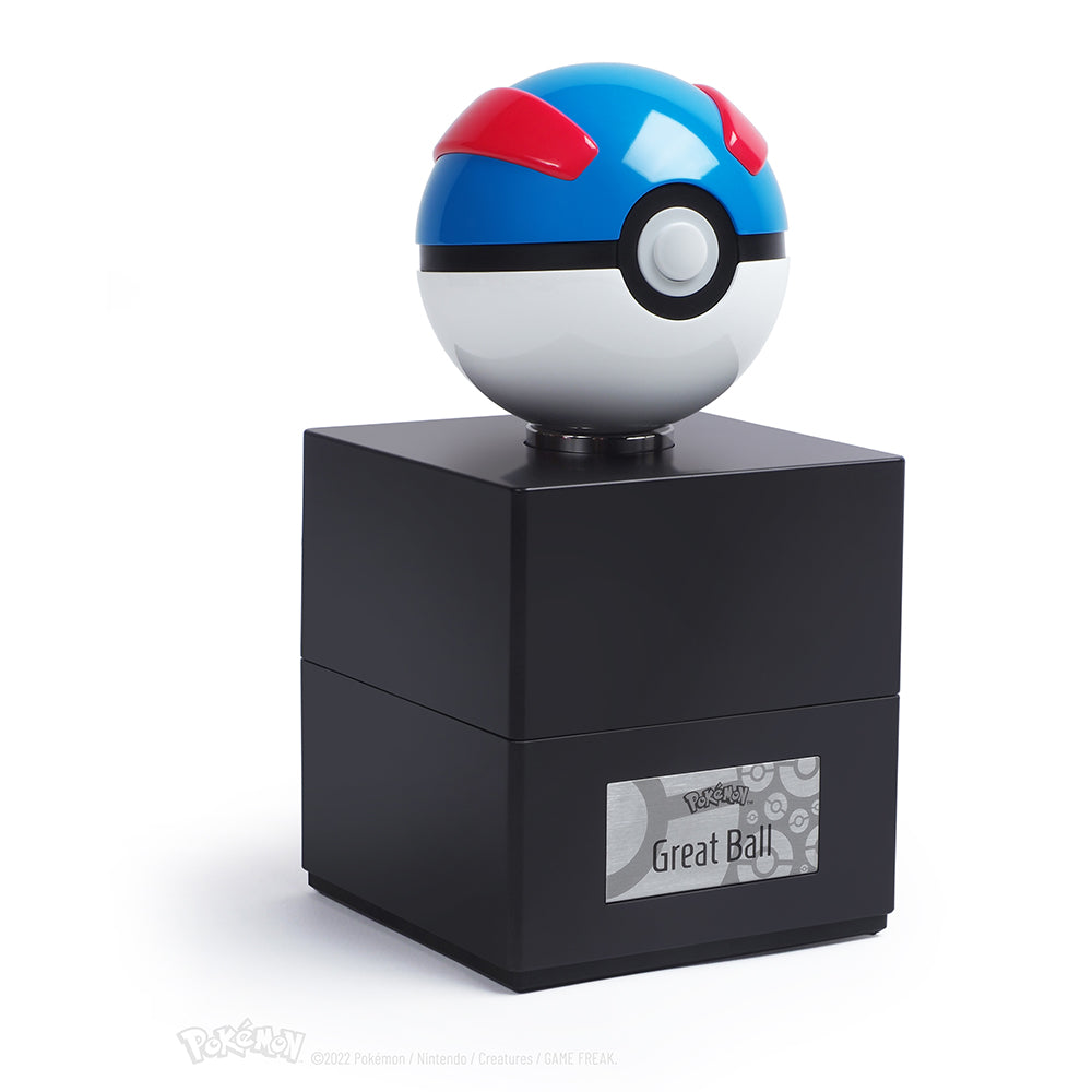 Réplique interactive de la Super Ball en métal moulé Pokémon