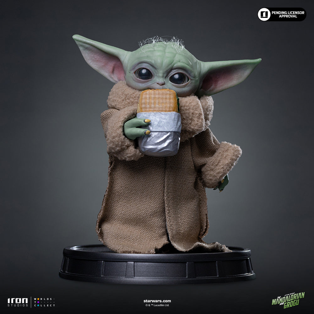 Grogu Food Cart Snack Display Statue - Iron Studios Mandalorian and Grogu Collection