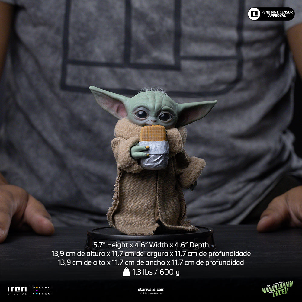 Grogu Food Cart Snack Display Statue - Iron Studios Mandalorian and Grogu Collection