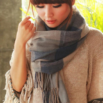 CashmereDream Scarf | Oversized Checked Wrap