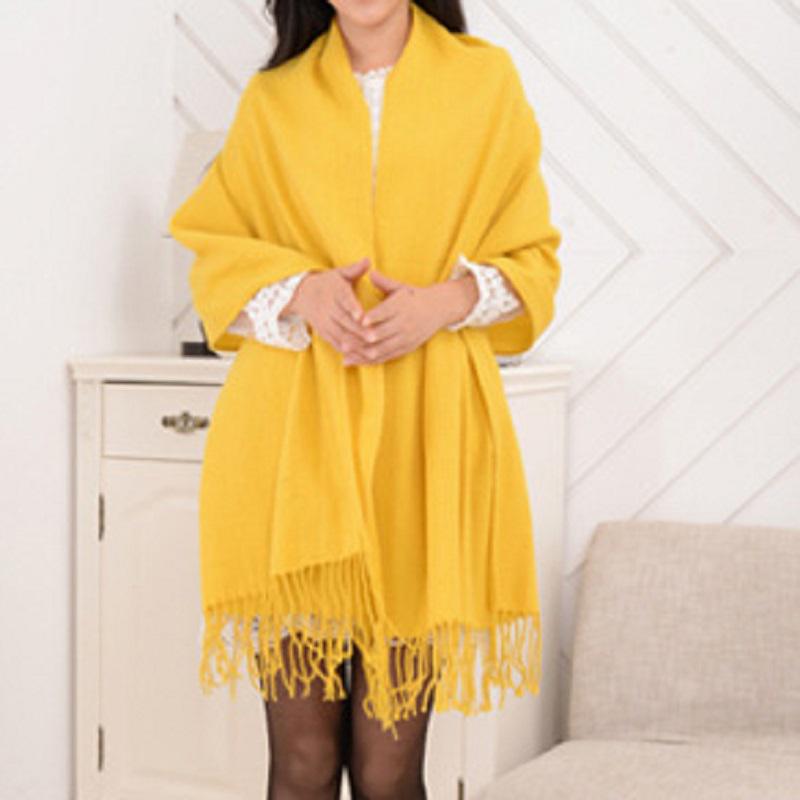 CashmereDream Scarf | Oversized Checked Wrap