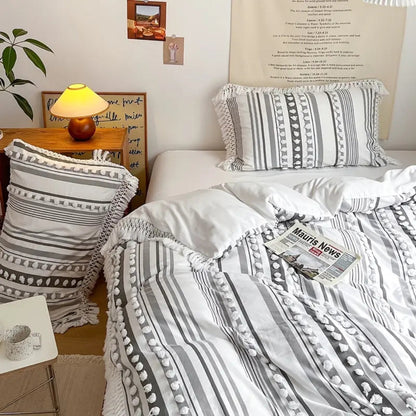Soft Stripe Tassel Quilt Set - 3 Piece Bedding Set for Cozy Home Decor