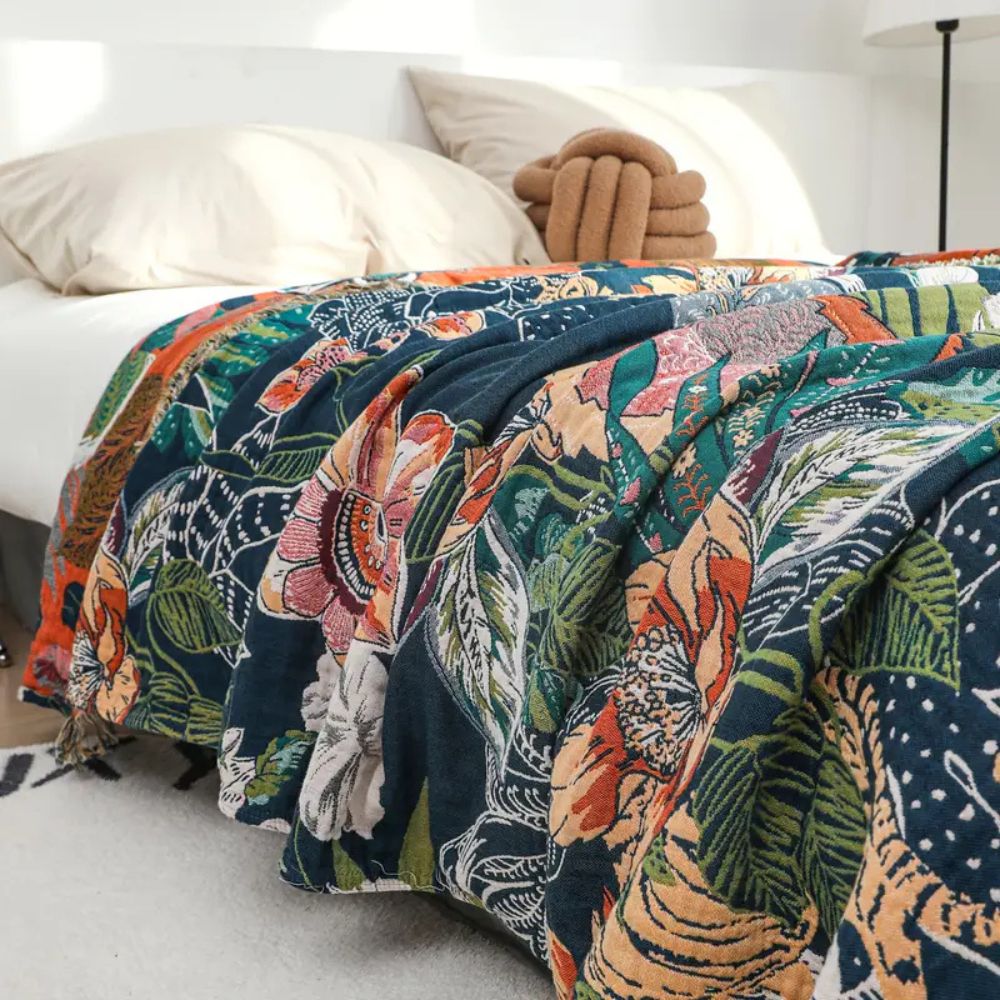 Soft Tropical Cotton Blanket for Cozy Home Decor and Comfort