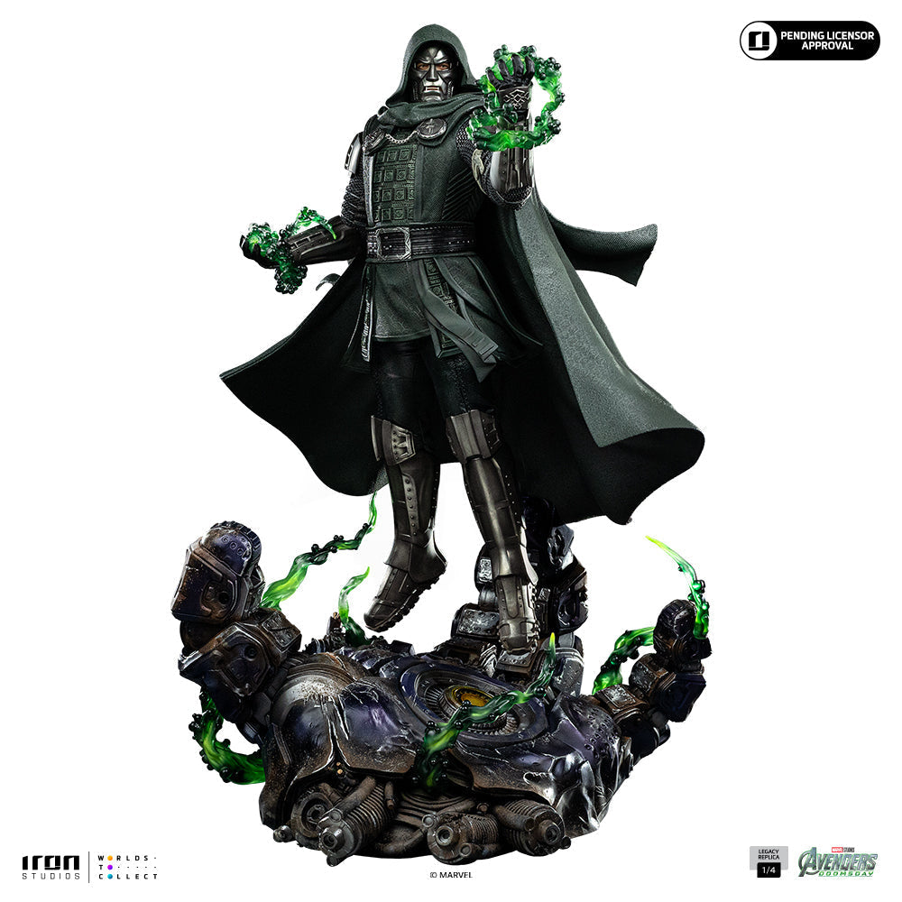Doctor Doom Statue - Avengers: Doomsday - Legacy Replica 1/4 - Iron Studios - Pre-Order