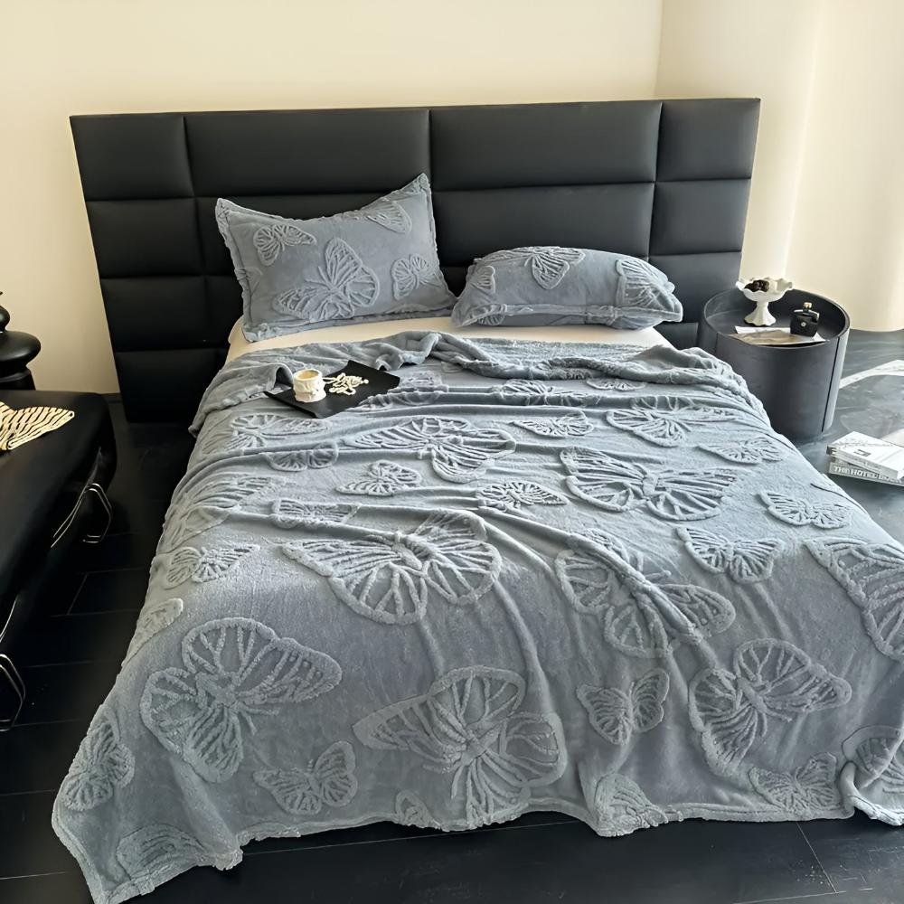 Soft Butterfly Jacquard Flannel Throw Blanket for Cozy Home Decor