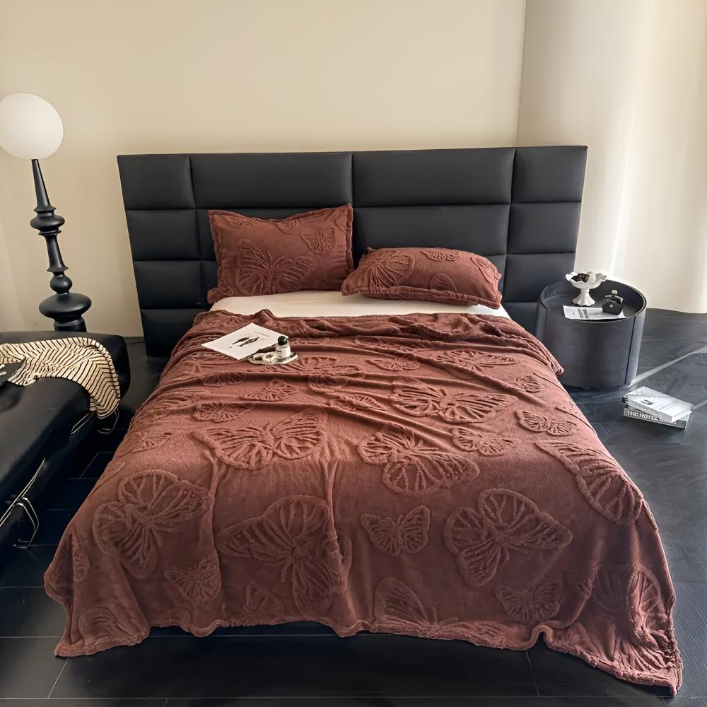 Soft Butterfly Jacquard Flannel Throw Blanket for Cozy Home Decor