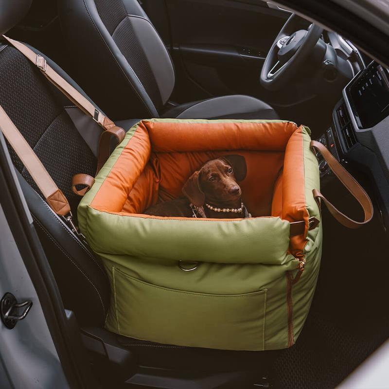 2 - in - 1 Autositz und Reisebett für Hunde mit Sicherheitsleine